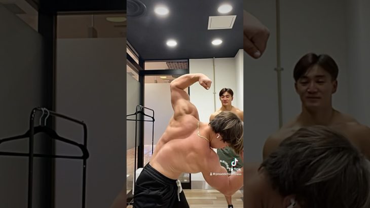 17歳の高重量背中トレ！#おすすめ #筋肉 #筋トレ #高校生 #shorts #short #shortvideo #youtubeshorts #viralvideo #video #fyp
