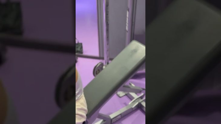 【エニタイム】アラサーマッチョの筋トレルーティン#shorts #ダイエット #thailand