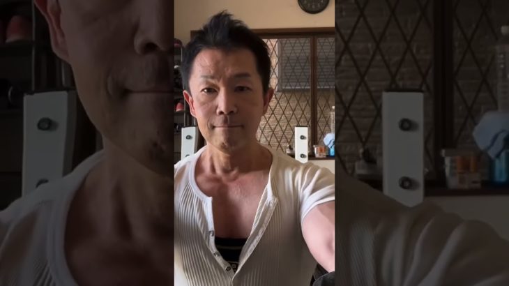 大胸筋をデカくする筋トレ！高重量ダンベル﻿フライ&高重量ダンベル﻿プレス&ラックプッシュ！#shorts #筋トレ #トレーニング