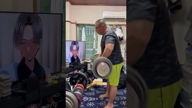 ８０kgのダンベルではしゃいでるよ🥳#筋トレ　#高重量　#リバースアームカール　#８０kg