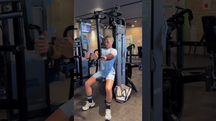 ベンチプレス100kg挙げる男の筋トレルーティン #shorts #ダイエット #筋トレ